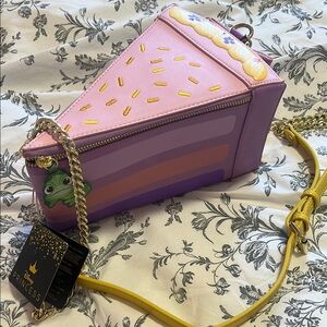 Loungefly tangled rapunzel cake purse